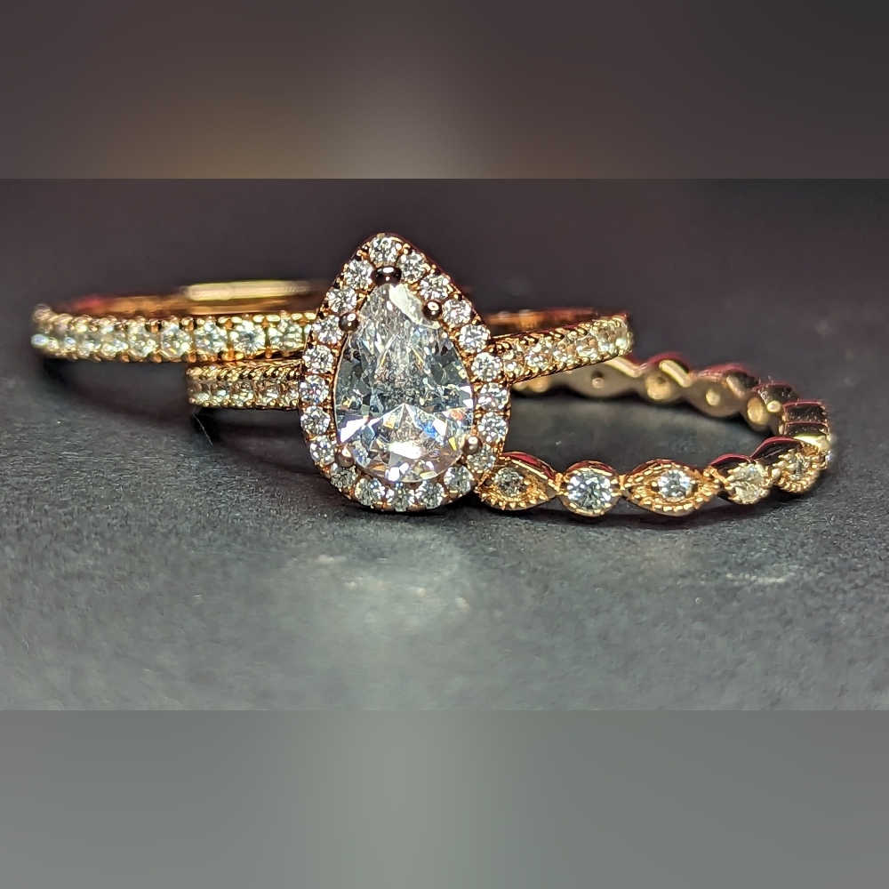 3.0 ctw Rose Gold Wedding Ring Set. Size 8. Used twice.